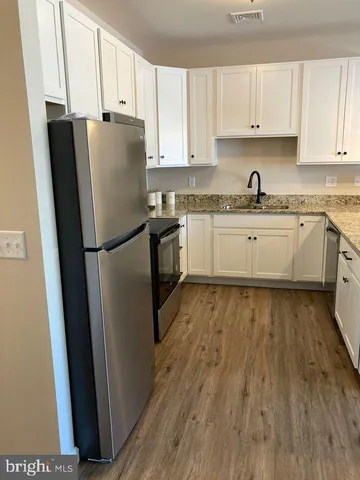 $1,595 | 376 East Main Street, Unit 204, New Holland, PA 17557