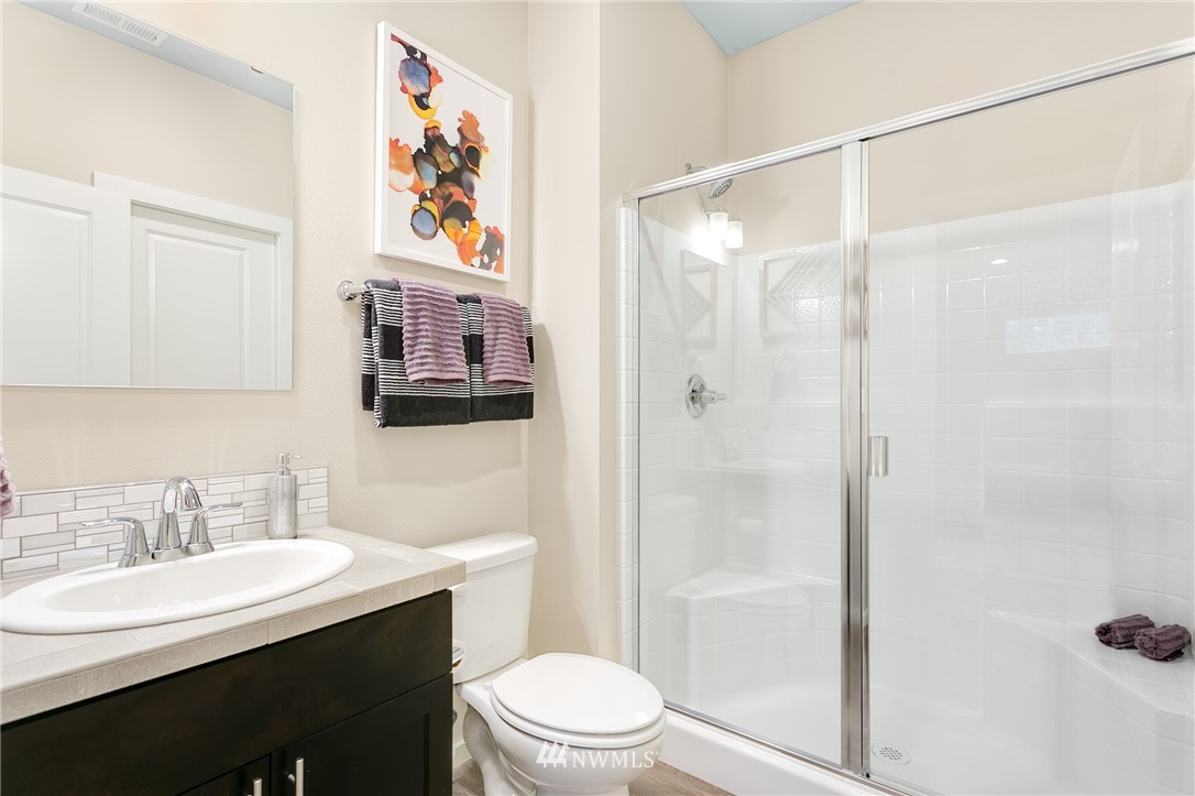 307 Southwest Langston Road, Unit 4 Renton, WA 98057 - Photo 15 of 19