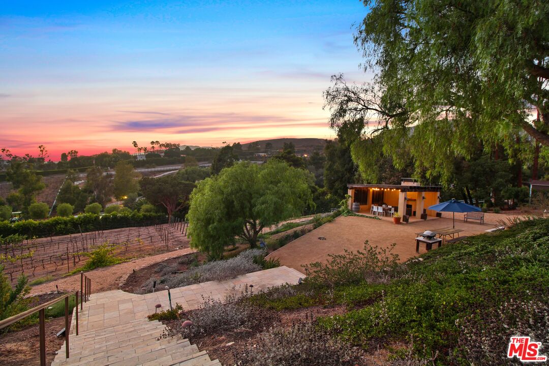 5801 Kanan Dume Road Malibu, CA 90265 - Photo 32 of 44