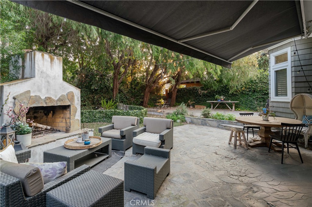 1534 3rd Street Manhattan Beach, CA 90266 - Photo 9 of 21 a backyard of a house with outdoor seating