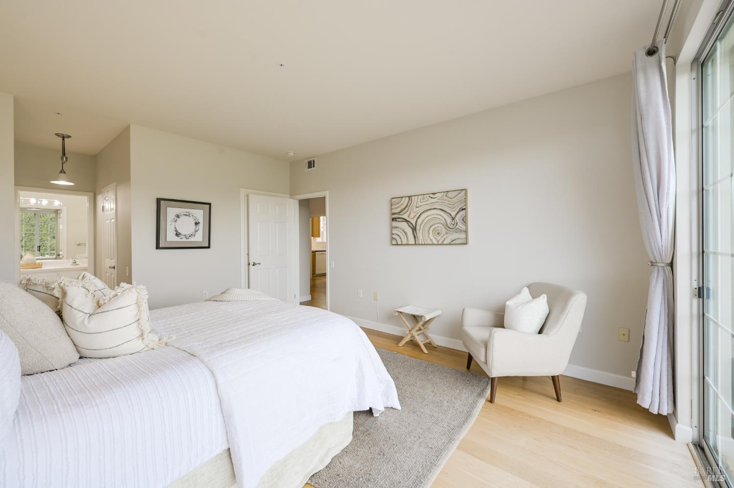 260 Channing Way, Unit 2 San Rafael, CA 94903 - Photo 13 of 32