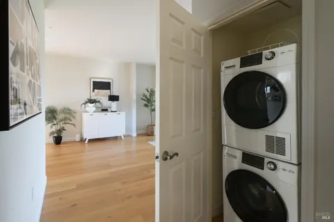 $749,000 | 260 Channing Way, Unit 2, San Rafael, CA 94903