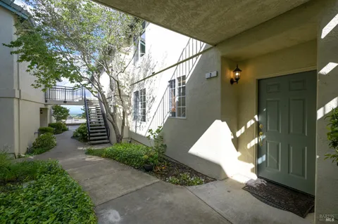 $749,000 | 260 Channing Way, Unit 2, San Rafael, CA 94903