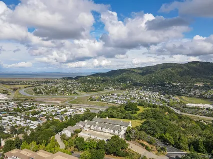$749,000 | 260 Channing Way, Unit 2, San Rafael, CA 94903