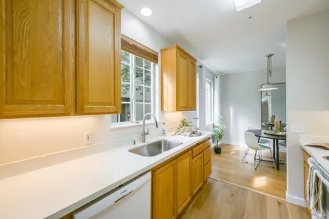 $749,000 | 260 Channing Way, Unit 2, San Rafael, CA 94903