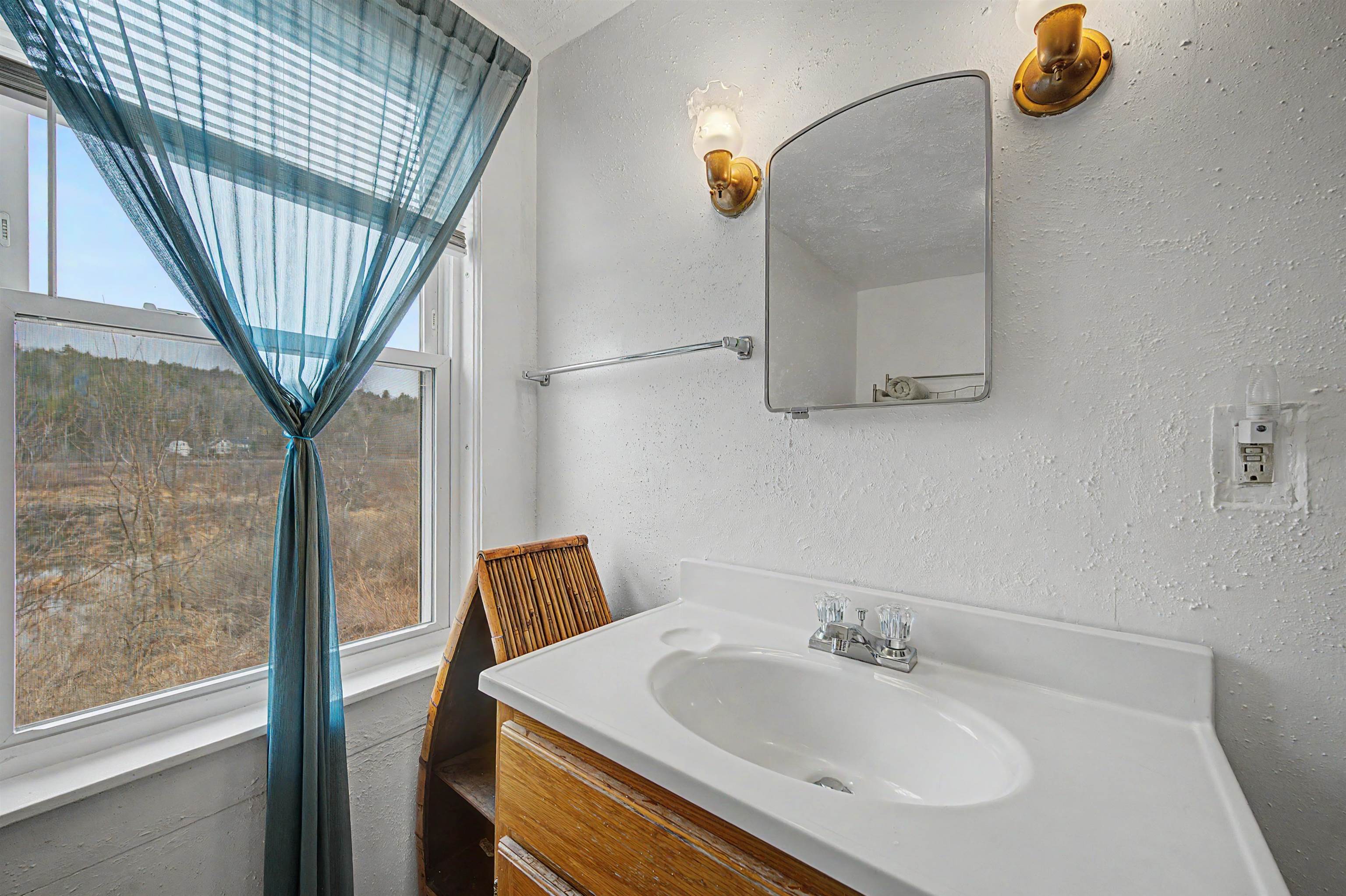 88 Cash Street Croydon, NH 03773 - Photo 21 of 47