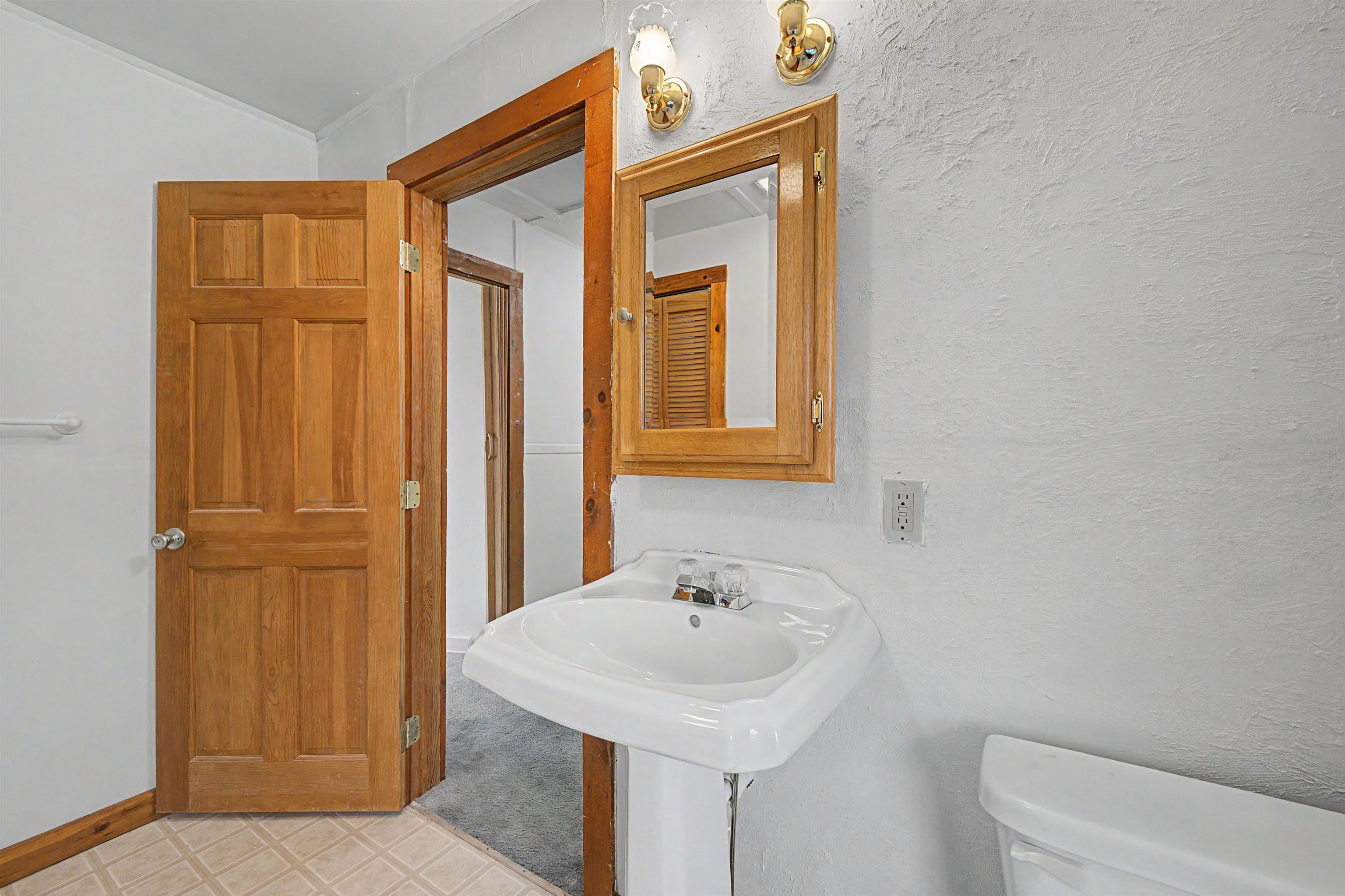 88 Cash Street Croydon, NH 03773 - Photo 28 of 47