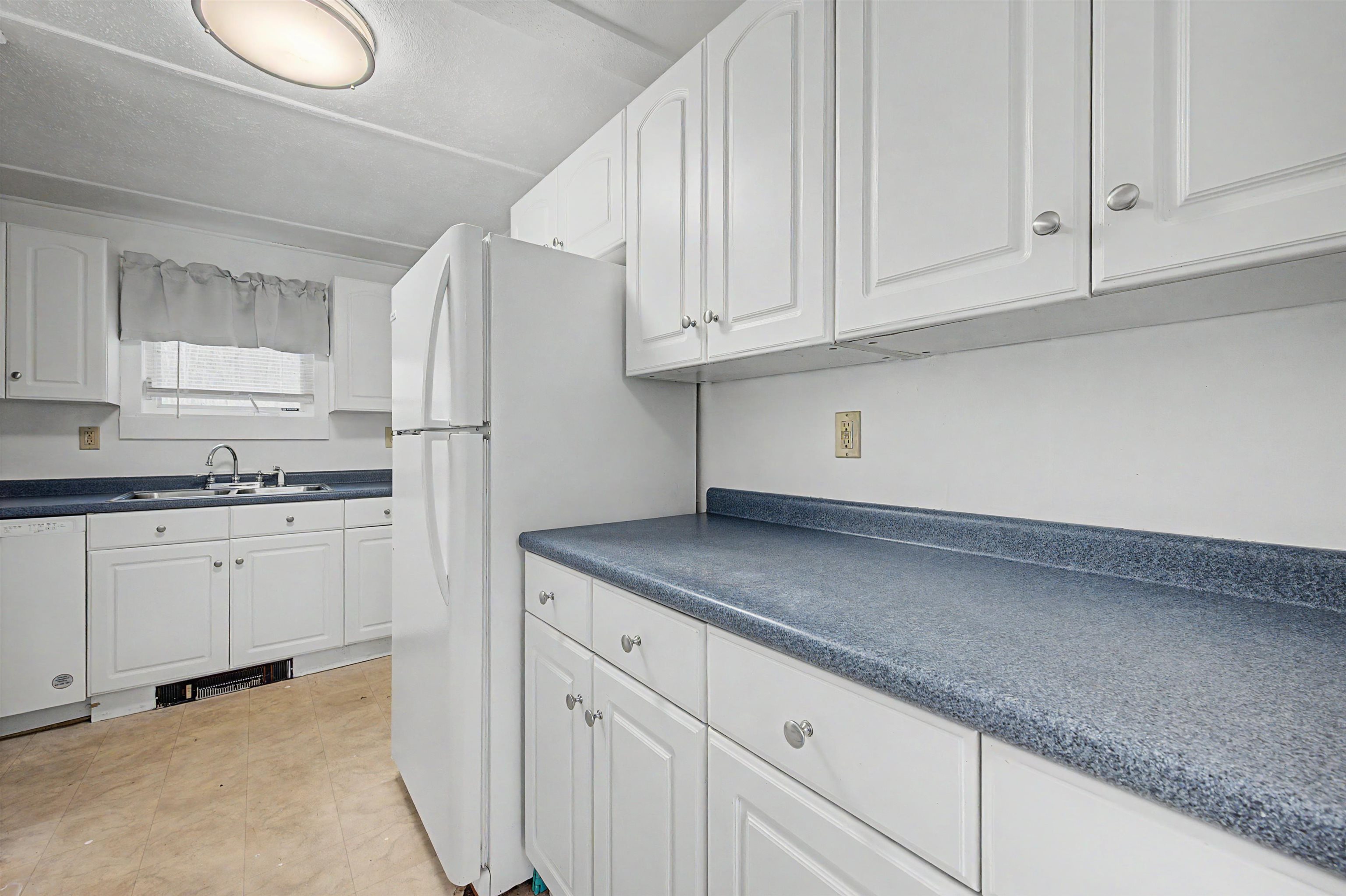 88 Cash Street Croydon, NH 03773 - Photo 7 of 47