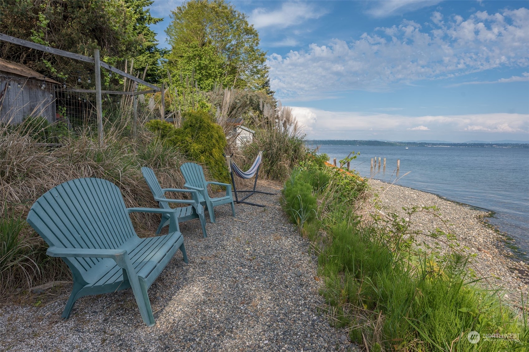 20614 Chautauqua Beach Road Southwest Vashon, WA 98070 - Photo 15 of 39 Gallery Image 15