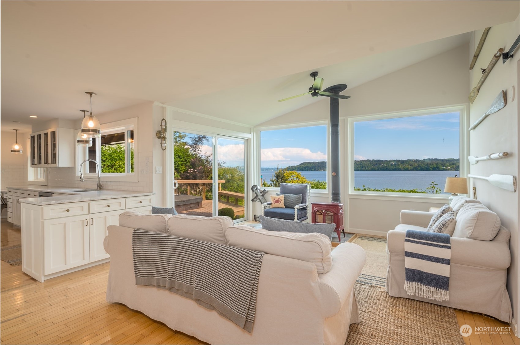 20614 Chautauqua Beach Road Southwest Vashon, WA 98070 - Photo 20 of 39 Gallery Image 20