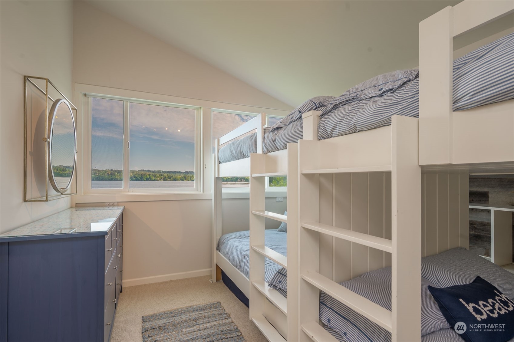 20614 Chautauqua Beach Road Southwest Vashon, WA 98070 - Photo 31 of 39 Gallery Image 31