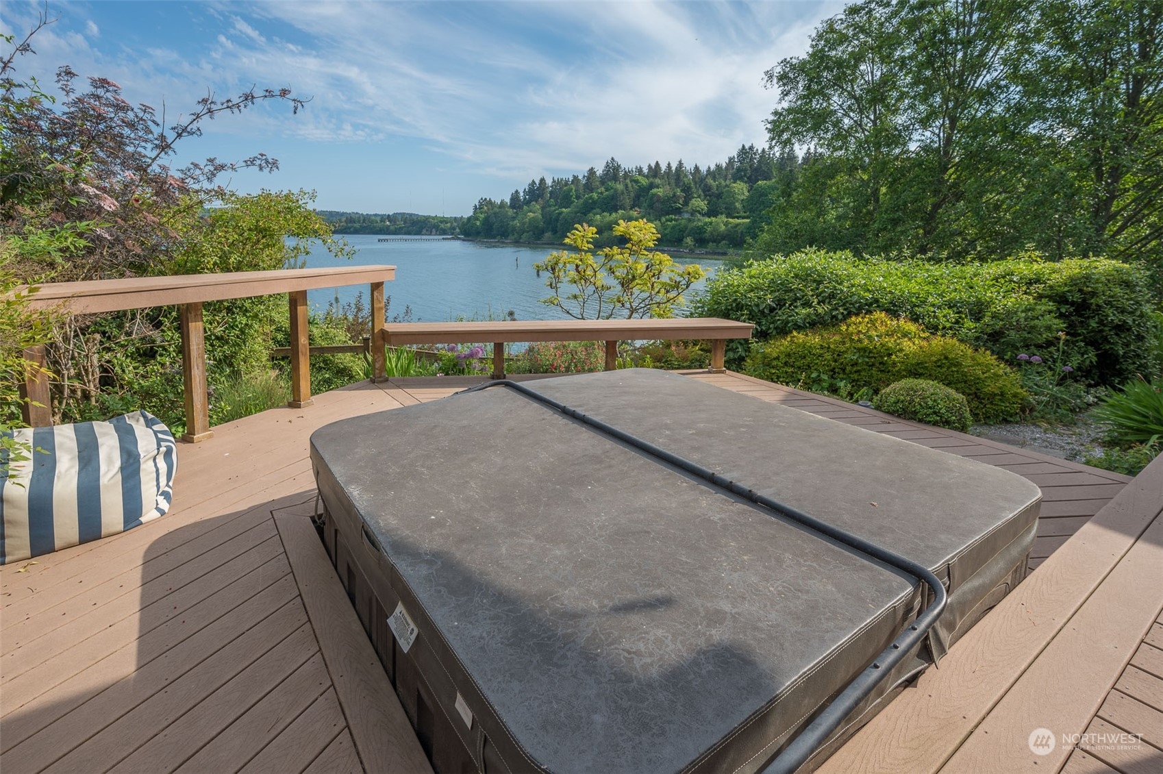 20614 Chautauqua Beach Road Southwest Vashon, WA 98070 - Photo 8 of 39 Gallery Image 8