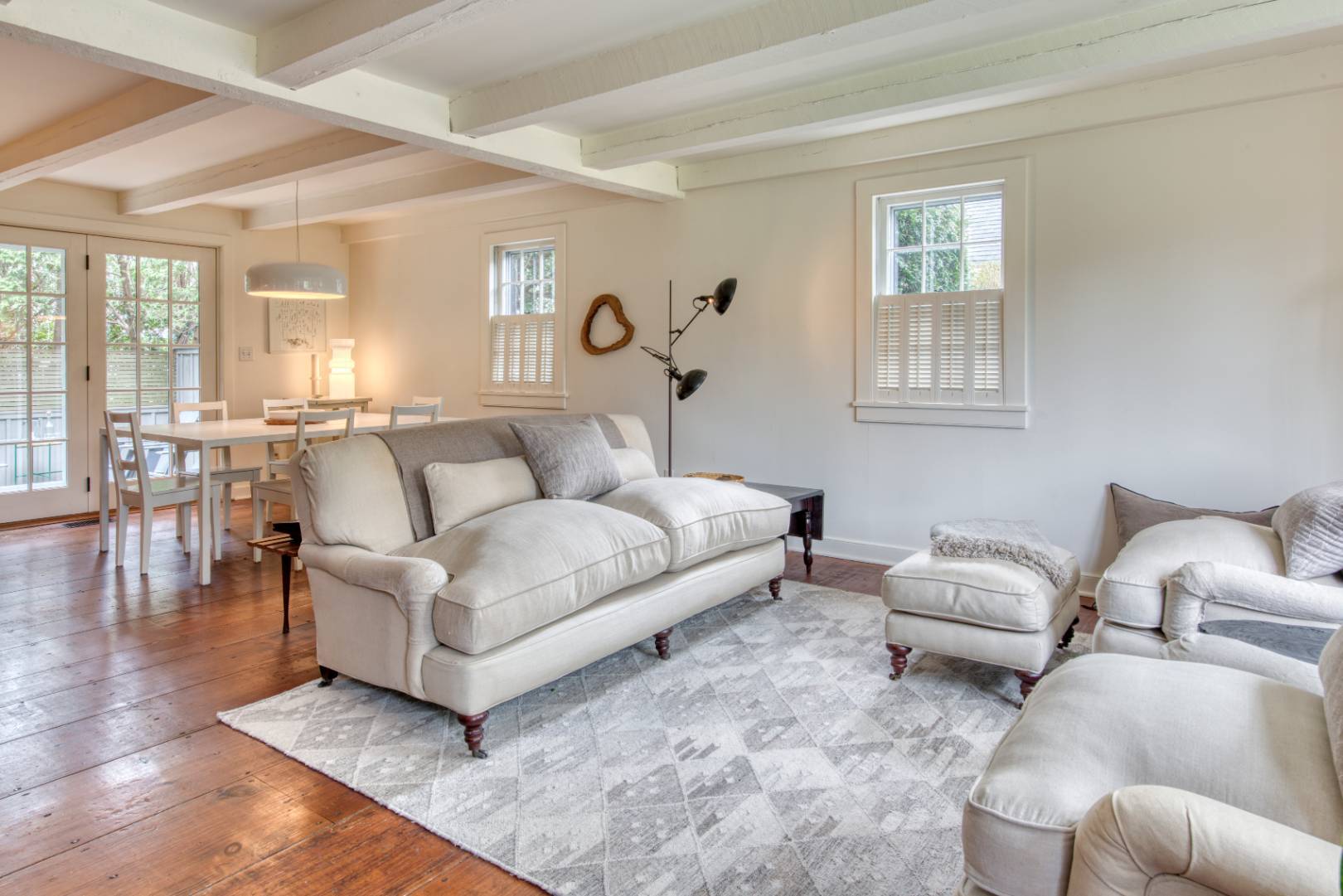 50 Sherrill Road East Hampton, NY 11937 - Photo 4 of 16 Gallery Image 4