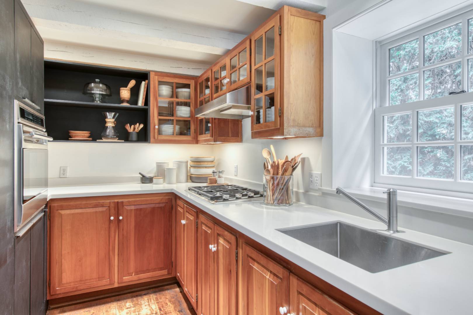 50 Sherrill Road East Hampton, NY 11937 - Photo 5 of 16 Gallery Image 5
