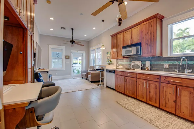 $2,050,000 | 1220 Georgia Street, Key West, FL 33040