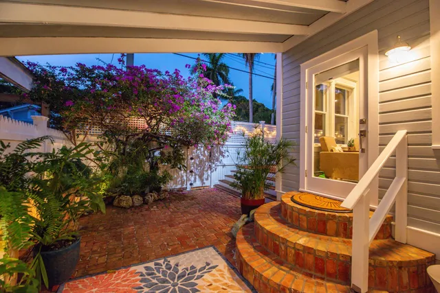 $2,050,000 | 1220 Georgia Street, Key West, FL 33040
