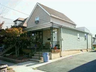 $2,550 | 720 Hudson Avenue, Secaucus, NJ 07094