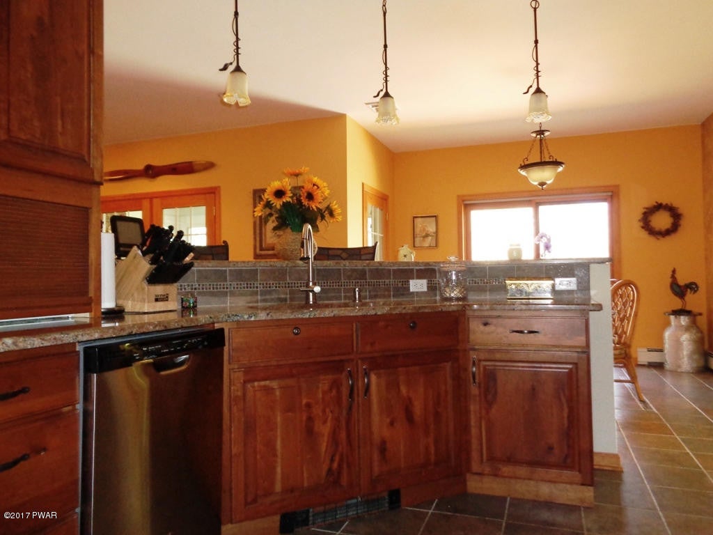 233 Springbrook Road Shohola, PA 18458 - Photo 23 of 54 21 Kitchen-Sink Area