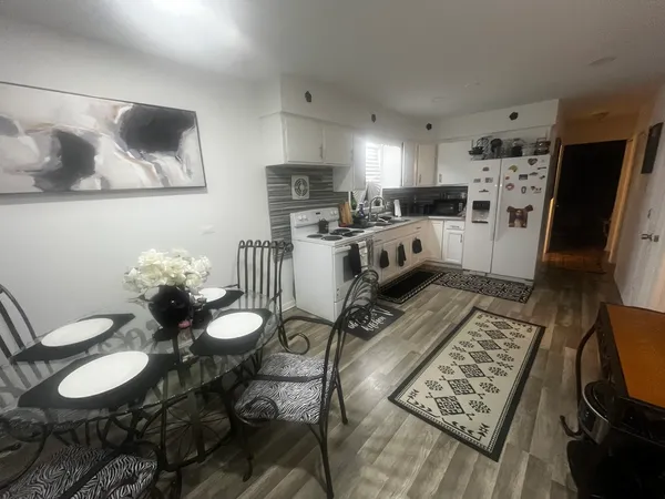 $2,200 | 13622 South School Street, Riverdale, IL 60827