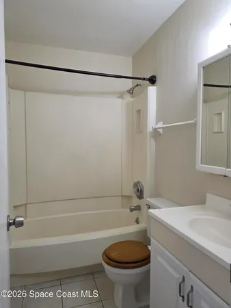$1,200 | 234 Bristol Court, Unit 234, Melbourne, FL 32935