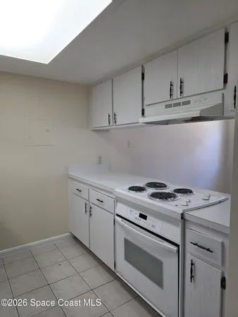 $1,200 | 234 Bristol Court, Unit 234, Melbourne, FL 32935