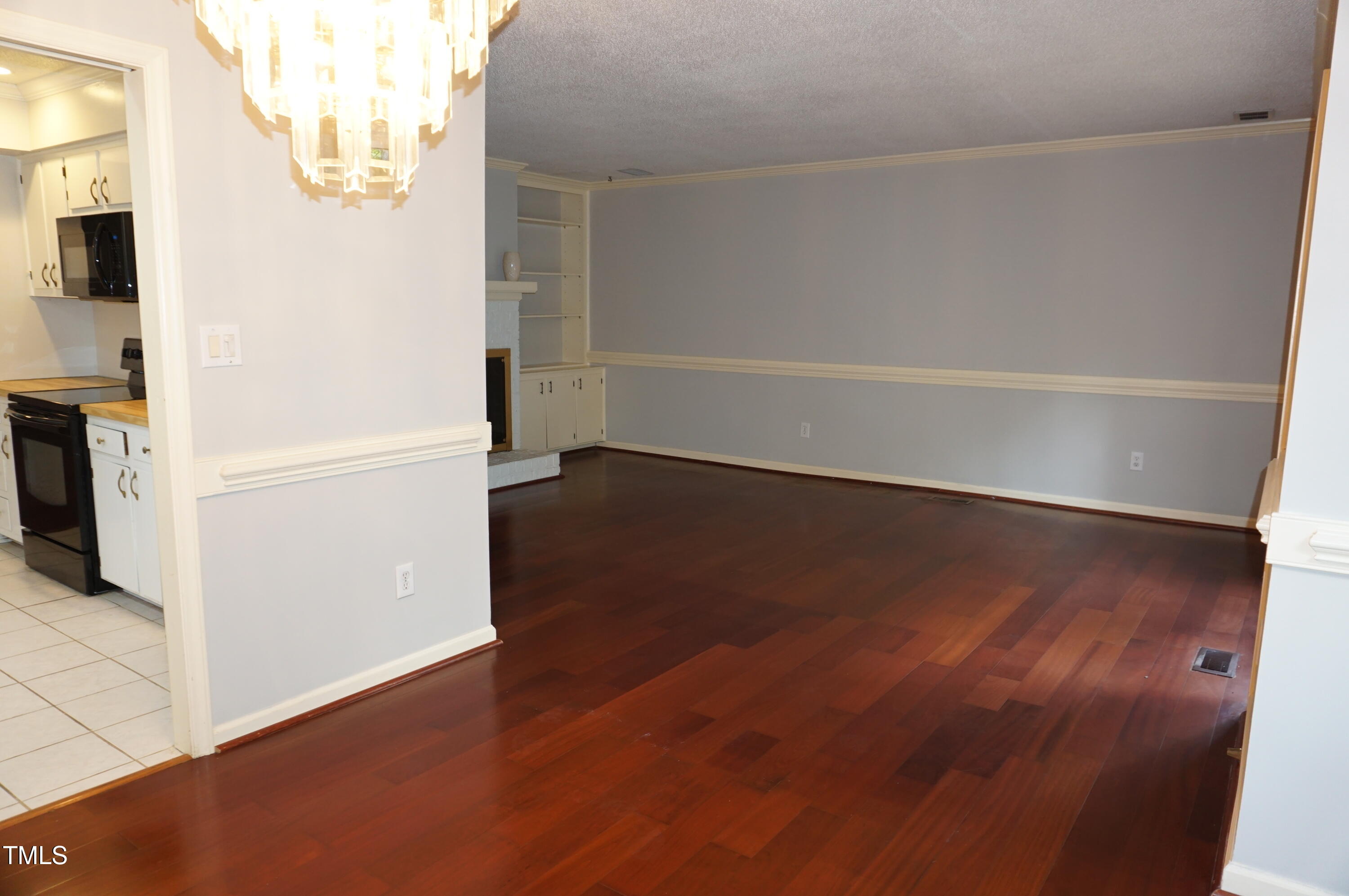 5809 Branchwood Road Raleigh, NC 27609 - Photo 14 of 35 DSC05592