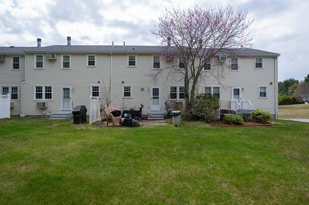 11 Plantation Road, Unit 11 Oxford, MA 01540 - Photo 24 of 29