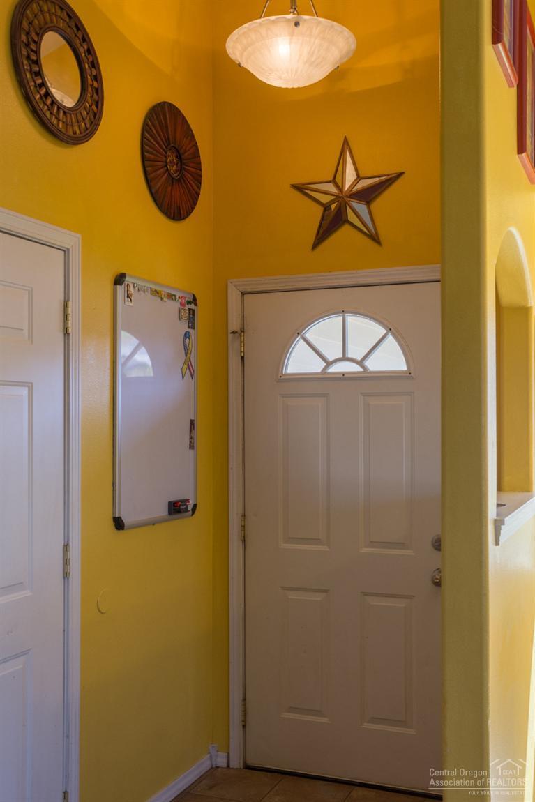 2364 Southwest 33rd Street Redmond, OR 97756 - Photo 3 of 25 Additional Photo