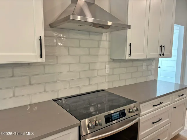 $677,145 | 3 Hunter Court, Milton, NY 12020