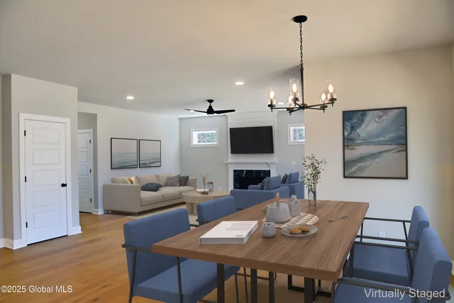 $677,145 | 3 Hunter Court, Milton, NY 12020