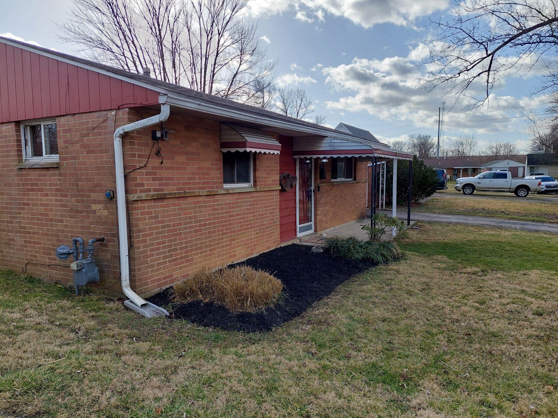 1692 Striebel Road Columbus, OH 43227 - Photo 3 of 18 123_1(5)