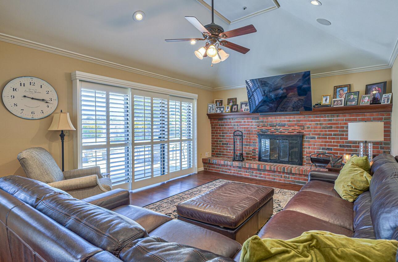 22105 Ranchito Drive Salinas, CA 93908 - Photo 14 of 38