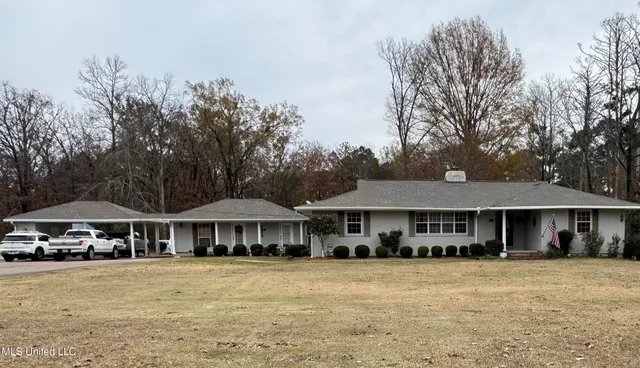 $299,000 | 642 Woodland Drive North, Forest, MS 39074