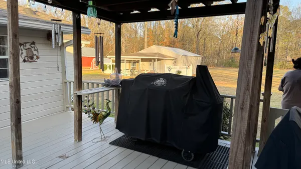 $285,000 | 642 Woodland Drive North, Forest, MS 39074