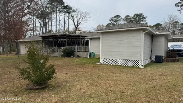 $285,000 | 642 Woodland Drive North, Forest, MS 39074