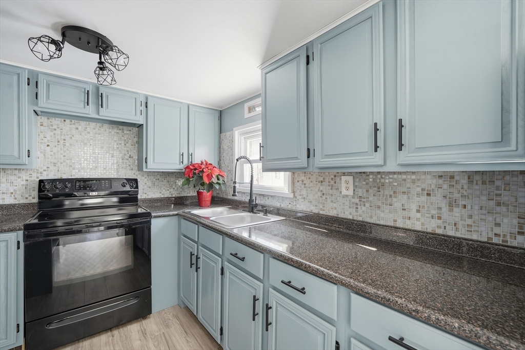 404 Southwick Road, Unit 34A Westfield, MA 01085 - Photo 10 of 22