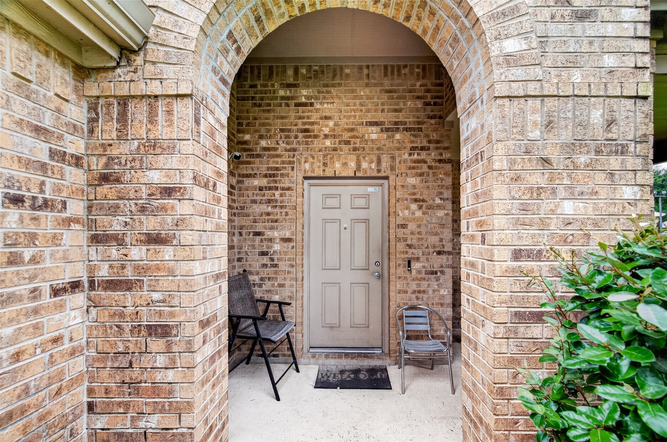 15510 Satsuma Point Court Houston, TX 77049 - Photo 4 of 21
