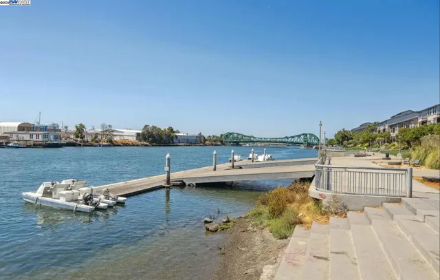 $535,000 | 3090 Glascock Street, Unit 102, Oakland, CA 94601