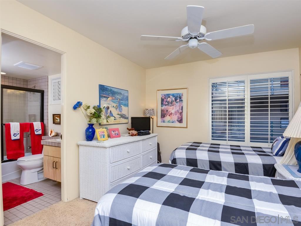 8132 Camino Del Sol, Unit C La Jolla, CA 92037 - Photo 13 of 25