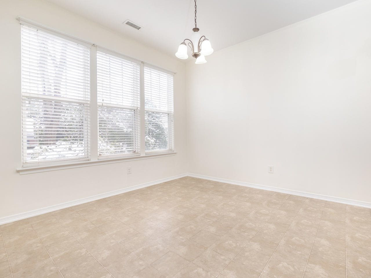 8301 Rubblestone Path Raleigh, NC 27613 - Photo 9 of 30 Photo 9