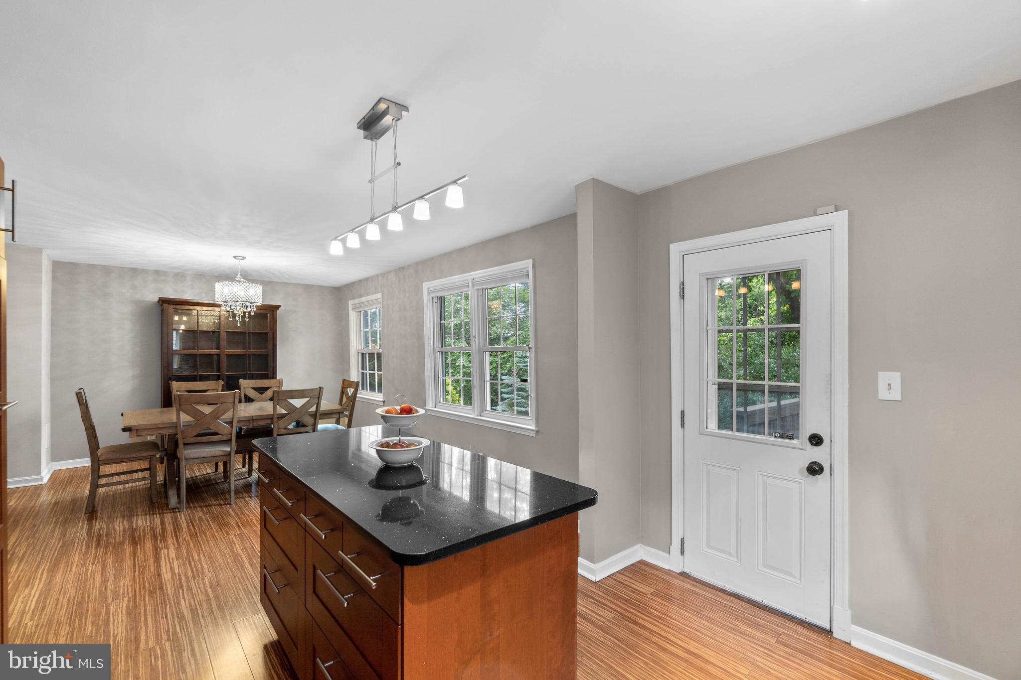 523 Windwood Road Baltimore, MD 21212 - Photo 10 of 40 Kitchen