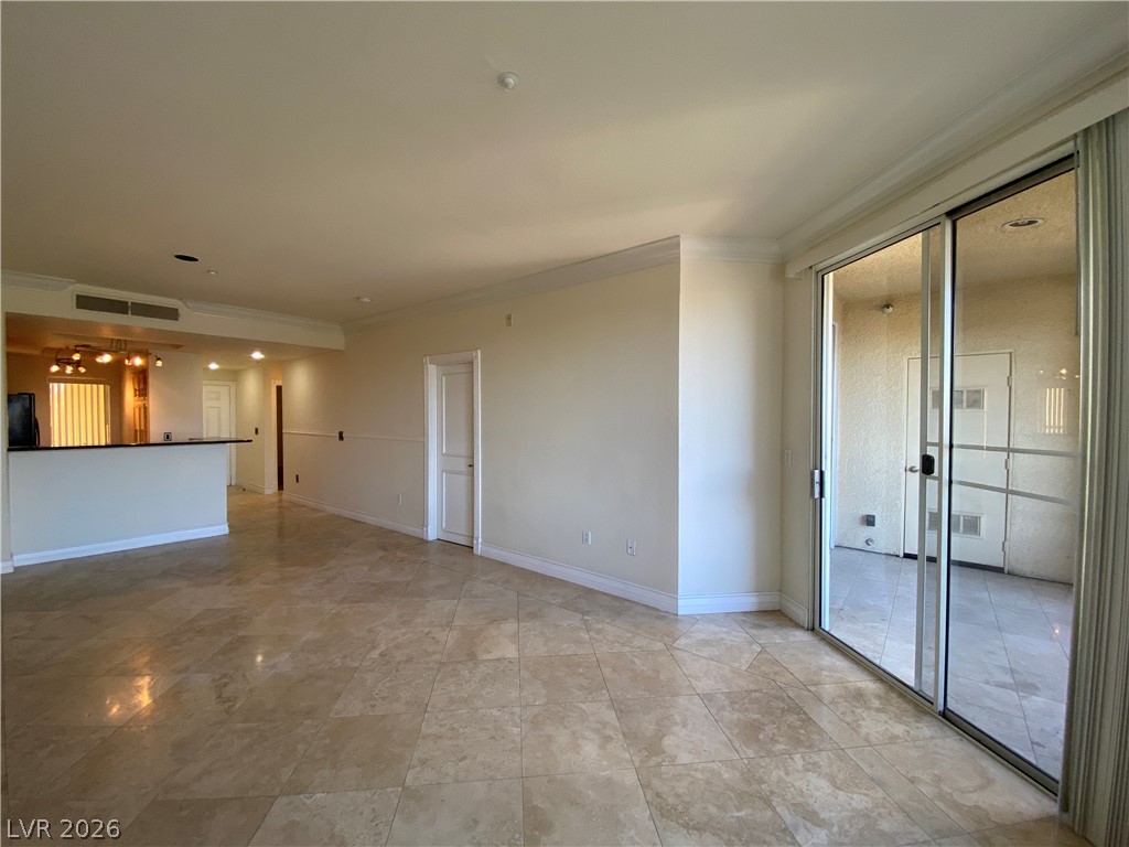 270 East Flamingo Road, Unit 215 Las Vegas, NV 89169 - Photo 11 of 35
