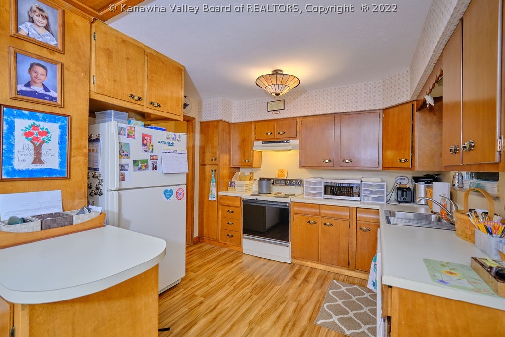 804 Sherwood Road Charleston, WV 25314 - Photo 10 of 30 Gallery Image 10