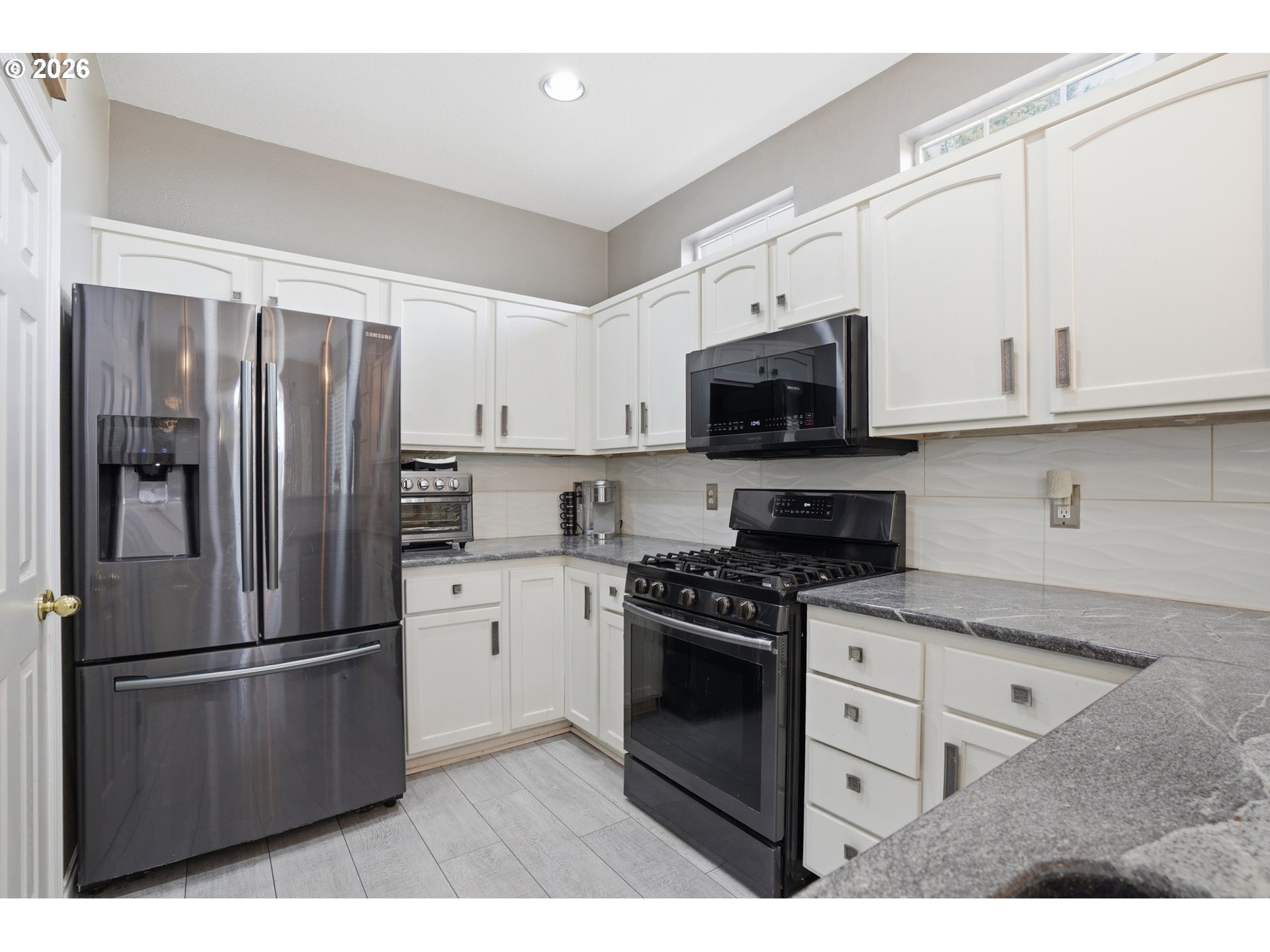 15110 Southwest 83rd Avenue Portland, OR 97224 - Photo 16 of 42