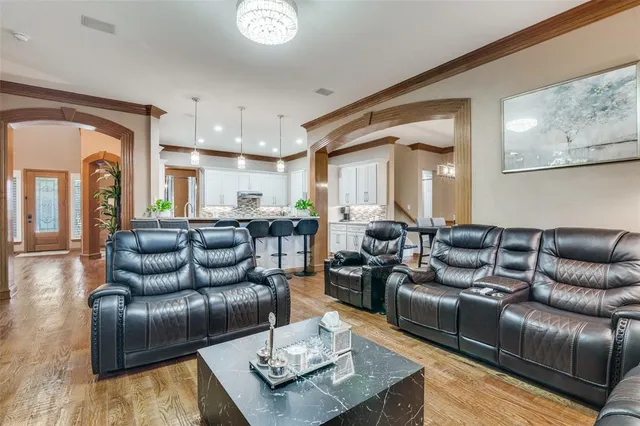 $725,000 | 609 John Close, Murphy, TX 75094