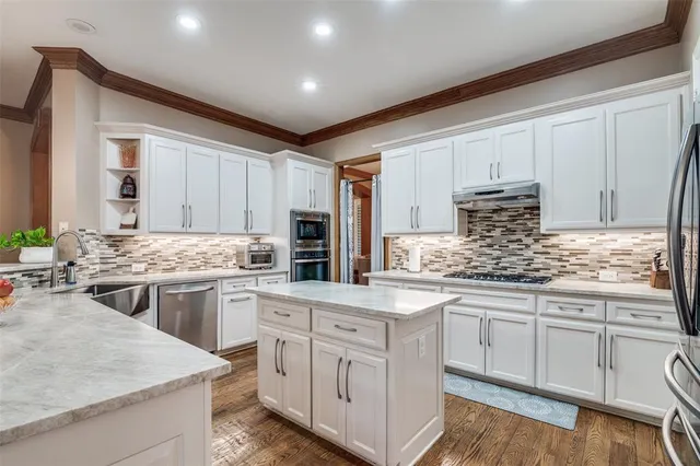 $725,000 | 609 John Close, Murphy, TX 75094