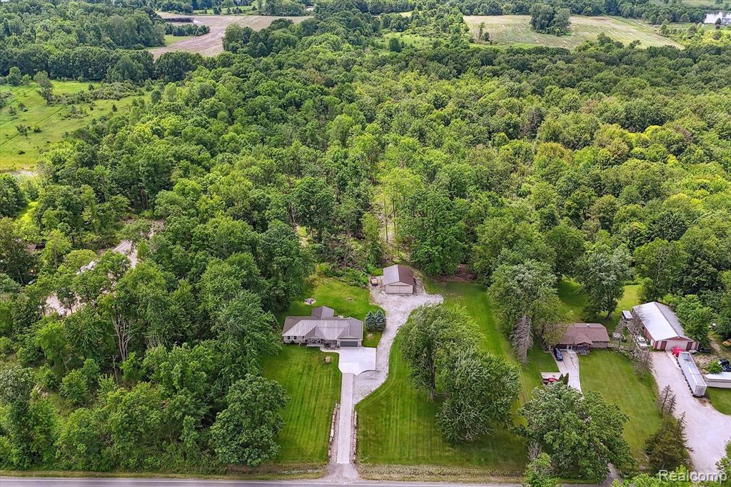 14244 Seymour Road Linden, MI 48451 - Photo 61 of 67 Gallery Image 61