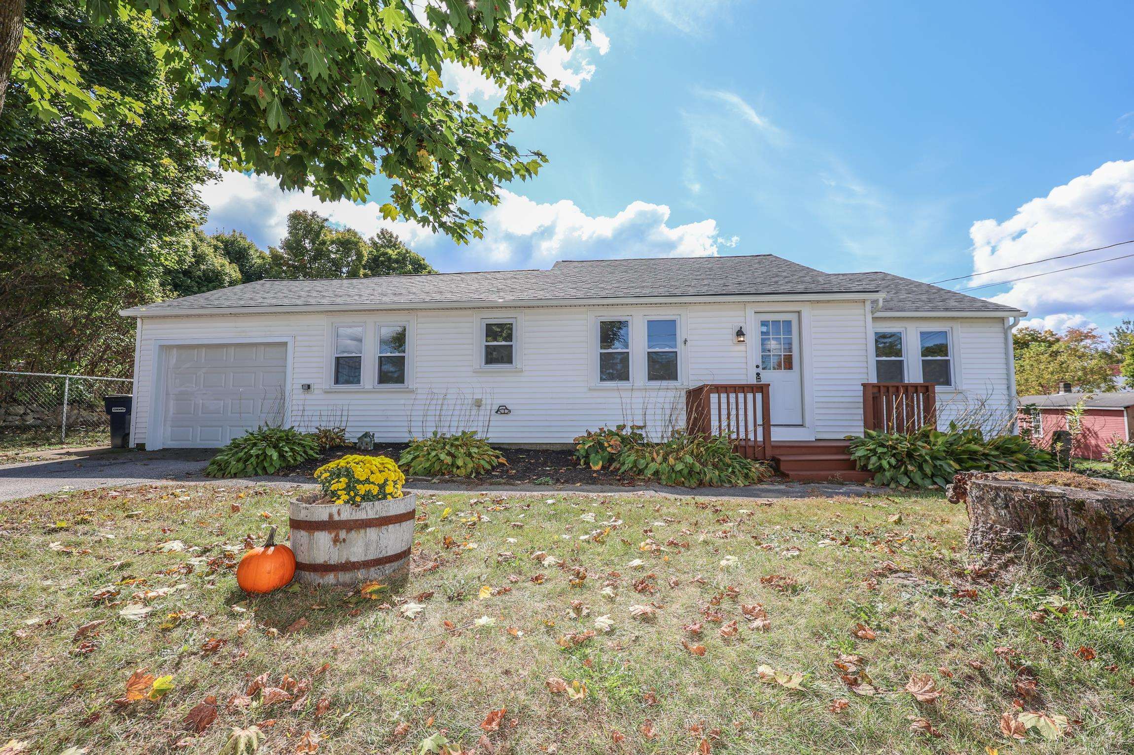 22 Gilmanton Road Belmont, NH 03220 - Photo 1 of 31