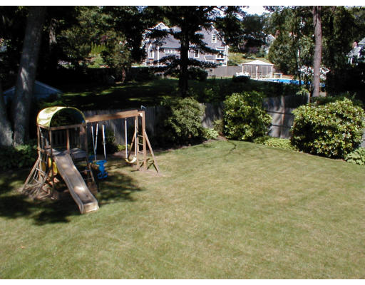 72 Boles Road Marshfield, MA 02050 - Photo 9 of 10 Gallery Image 9