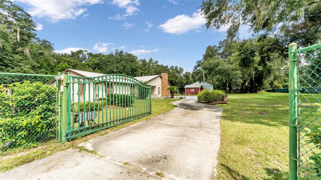 1301 Lanier Road Lakeland, FL 33810 - Photo 5 of 45